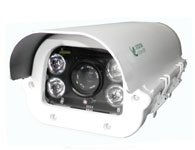 大视野 DSY-A8806S  1/3″ SONY   700线 IR 60米红外摄像机（点阵四灯）；标配16毫米固定镜头；另6mm 8mm 12mm 25mm镜头可供选择，全铝基板设计，热电分离，散热好，寿命是传统LED的5-10倍，2年之内人眼几乎无法看出照度衰减，质量等级为军工级,可视距离远，发光均匀，体积小，4个灯夜视距离为80-120米