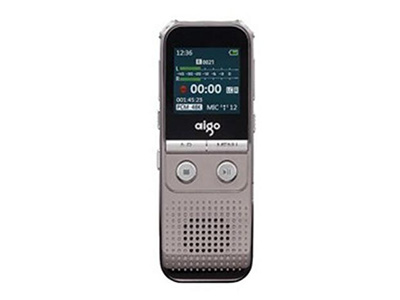 爱国者R5522 16G    ”存储容量： 16GB
录音时间： 连续录音时间：约15小时左右（PCM线性1536Kbps）
播放性能： 音乐播放WMA，APE，MP3格式”
