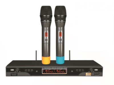 歌迪澳  ACT-803 频道组数：100、200、载波频段：UHF740~790MHz 调制方式：PLL锁相环综合控制 接收方式：FM