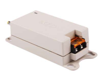 小耳朵 XED-RZ120200DZ室內監控無線端子電源適配器 寬電壓AC100-240V輸入，適用全球范圍電壓。小型化開關電