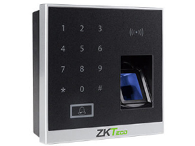中控  指紋門禁一體機IX8（藍牙）  門禁設備 采用ZKFinger 10.0算法，紅外無膜光學指紋頭，86盒安裝，標配簡單門禁功能，藍牙通訊功能，手機APP開門，使用簡單、方便，滿足客戶需求
