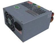 荣盛达 SD-P375ATX  电源功率：200W 风扇结构：8CM风扇 最大功率：300W 电源版本：ATX 12V 2.01版 SATA电源