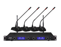 海天电子 HT-840B   ◆ 使用UHF470-960MHz频段，避免干扰频率
◆ 采用DSP高频及中频滤波，充分消除干扰信号
◆ 采用低电压设计，电池电压低到2.2V仍可以工作
◆ 采用特别ALC电路不用担心音量过大而失真
◆ 采用低功耗元器件，电池使用寿命延长
◆ 采用音频压缩扩展技术，减少噪音，动态范围加大
◆ 设有压缩减弱功能，有效减少回输啸叫
◆ 独特的噪音静噪功能，拒绝外部干扰打开本机蔽音系统
◆ 可接调音台和Karaok放大器，可用超长距离的连接线
◆ 适用于二歌舞厅、会议厅、教学讲课和家庭娱