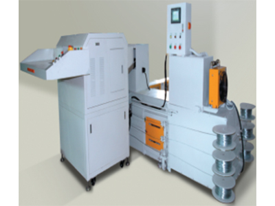 科密IS8001碎纸机    碎纸能力150张;碎纸效果12*50mm;入口宽度510mm碎纸速度7米/分钟;噪音70Db;连续工作;打包能力:1000公斤/小时;机器尺寸（打包机）3500*1580*1485mm;
