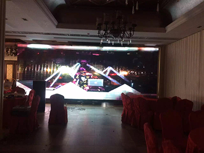 辉县华隆丽都大酒店P5全彩20平方
