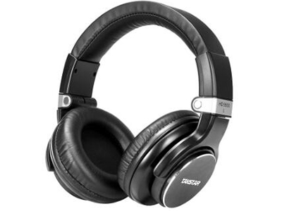 得胜 HD 5500 监听耳机 采用Ø50mm的钕铁硼驱动单元，呈现宽频响、大动态声音表现
• 强劲有力的重低音表现，是专为DJ及舞曲爱好者而设计
• 全封闭式腔体设计，能有效隔阻外界噪音，营造安静的听音氛围