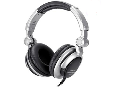 得胜 HD 5000 监听耳机 耳机内专用的50mm大直径钕铁硼磁铁驱动单元，让声音表现与众不同，具有丰富的低频响应和宽广的高频扩展，能提供卓越的功率承载能力，可以承受高达2000mW的大功率输入信号。拥有结实震撼的重低音效和准确细致的中高频