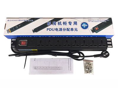 思科通 PDU插座32A/8位  服務器專用 6平方防雷