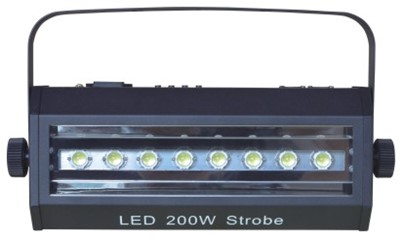 金剛頻閃燈（8LED）電壓：AC 90-240V 50-60Hz 功率：200W 光源：8顆 LED 控制方式:聲控,自走,DMX512 重量:0.5Kg 包裝尺寸:21cm*18cm*10cm