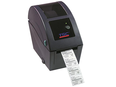 TSC TDP-225系列  高品质双层ABS塑胶外壳
贝壳式掀盖设计，耗材安装简易
印字头抬起感测器、穿透式(纸张间距)感测器及反射式(黑线标记)全域可调式感测器
标准配备串列埠及USB 2.0连接埠
随机附赠世界级条码标签编辑软体，可支援资料库列印