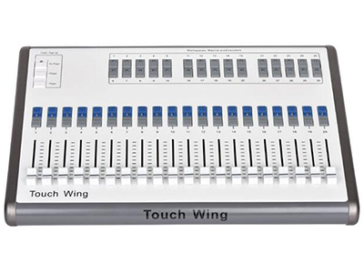 YG-TOUCH WING  兼容所有Titan控制台（除了Titan One)   
20个高质量回放推杆        
30个可编程多功能按键    
在Titan软件有专用工作区窗口