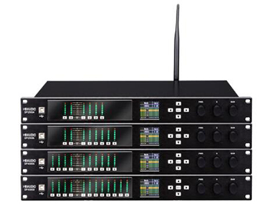 DP系列數字音頻處理器  DP系列是一款全數字音頻處理器，外觀簡潔大方；
96KHz采樣頻率，32-bit DSP處理器，24-bit A/D及D/A轉換；
支持WiFi無線連接，并配有USB及RS232接口連接電腦，讓調試更方便和簡潔；
輸入和輸出每路均設有8段獨立參量均衡（調節增益范圍可達±20dB），每路均有延時、極性及靜音設置，延時最長可達1000ms