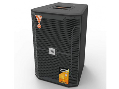 JBL KES8100 10寸音箱 主要特点:★10压铸铝框架内磁式大功率低音驱动单元★1.4复合振膜高频压缩驱动器★箱体采用15mm夹板制作,表面经哑光耐磨喷漆处理★70x90覆盖角设计,同事具备平滑的轴向和...
