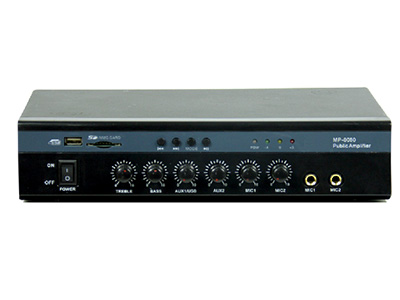 贝卡 MP-8080 可插U盘/SD卡播放带前置功放 ■黑色光亮塑料面板
■两路话筒输入，两路线路输入可独立音量调节
■可插U盘或SD卡播放MP3音乐
■具有高低音独立调节功能
■定压输出110V/70V，定阻输出4-16Ω，并有LED电平指示
■内置风机散热
■功率输出60W/80W