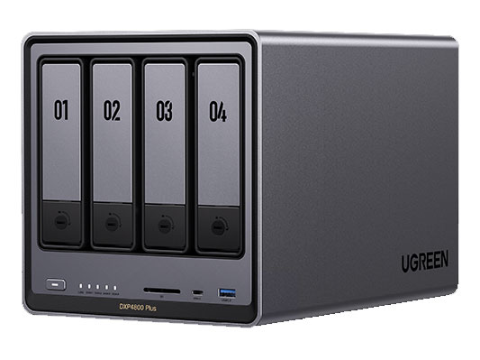 绿联  DXP4800 Plus是四盘位NAS私有云，支持双M.2 SSD，它采用的是英特尔奔腾金牌8505 处理器，支持DDR5-4800MHz 内存，最高可扩展至64GB；另外，还板载了128GB SSD 储存