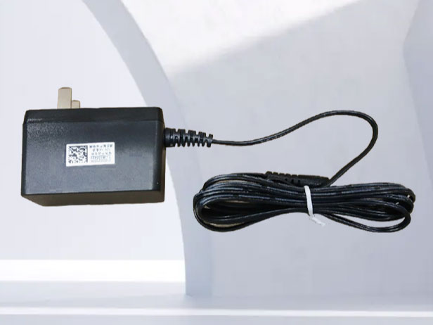 华为  HW-120100C9W 适配器--5degC-40degC-170V-240V-12V/1A-CCC 2PIN/DC 2.1*5.5*9.5 H PLUG-黑色