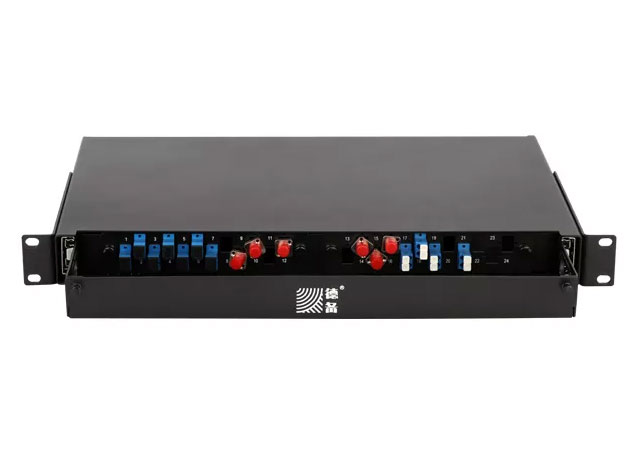 德备  DB-LG2K24U1  滑轨式24口光纤配线架 